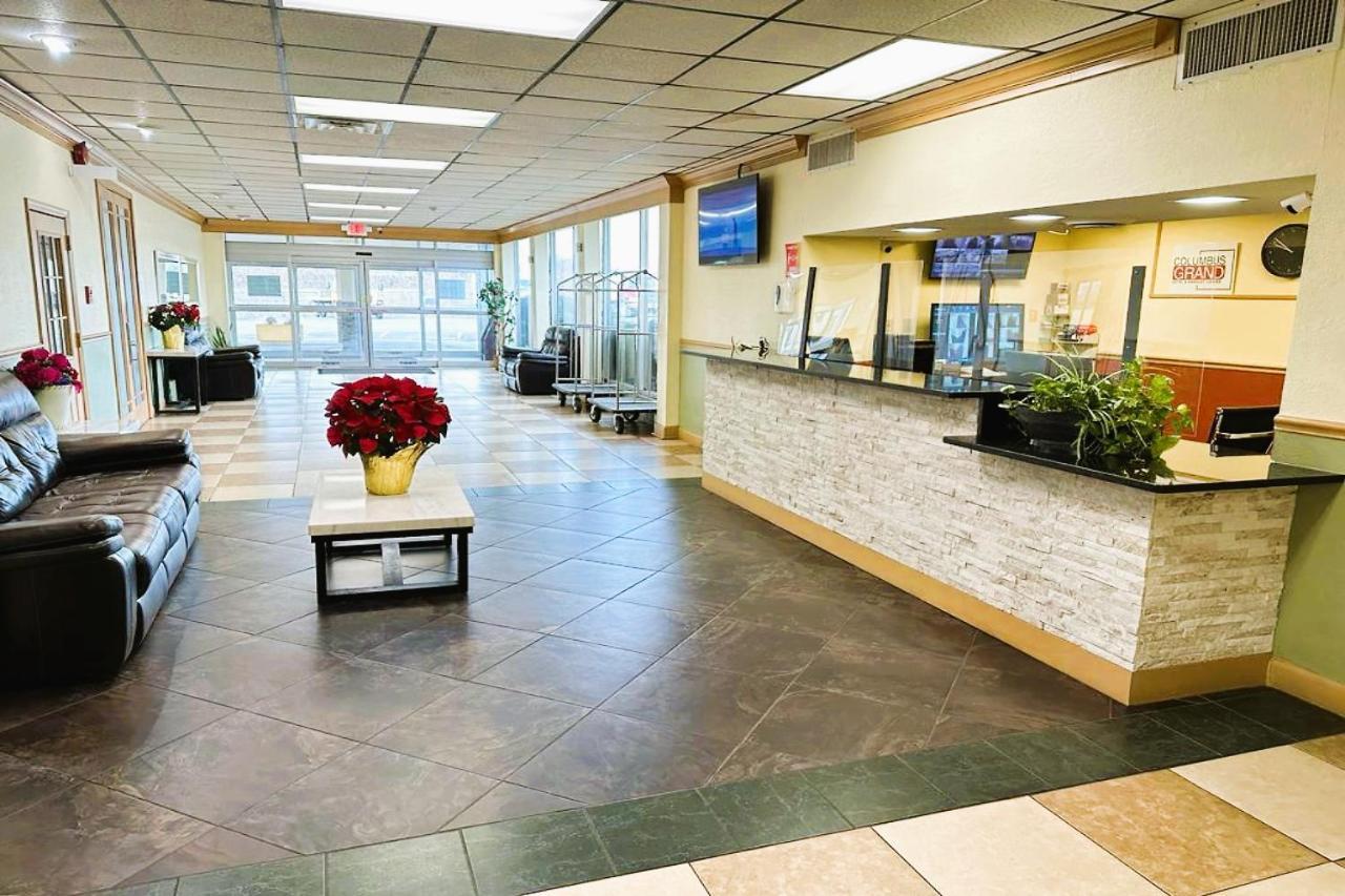 Buckeye Inn Express Кълъмбъс Екстериор снимка